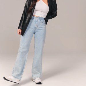 Abercrombie & Fitch Curve Love High Rise 90s Relaxed Jean